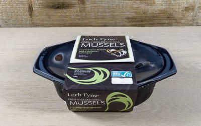 Fresh Mussels with Thai Green Sauce