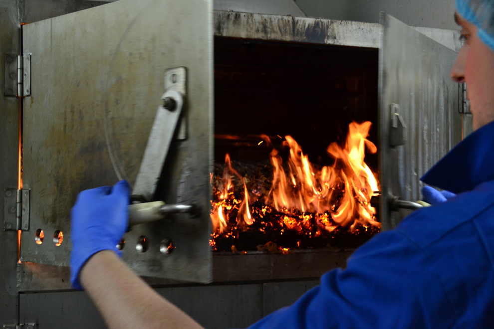 Loch Fyne's Head Smoker checking our smoke boxes